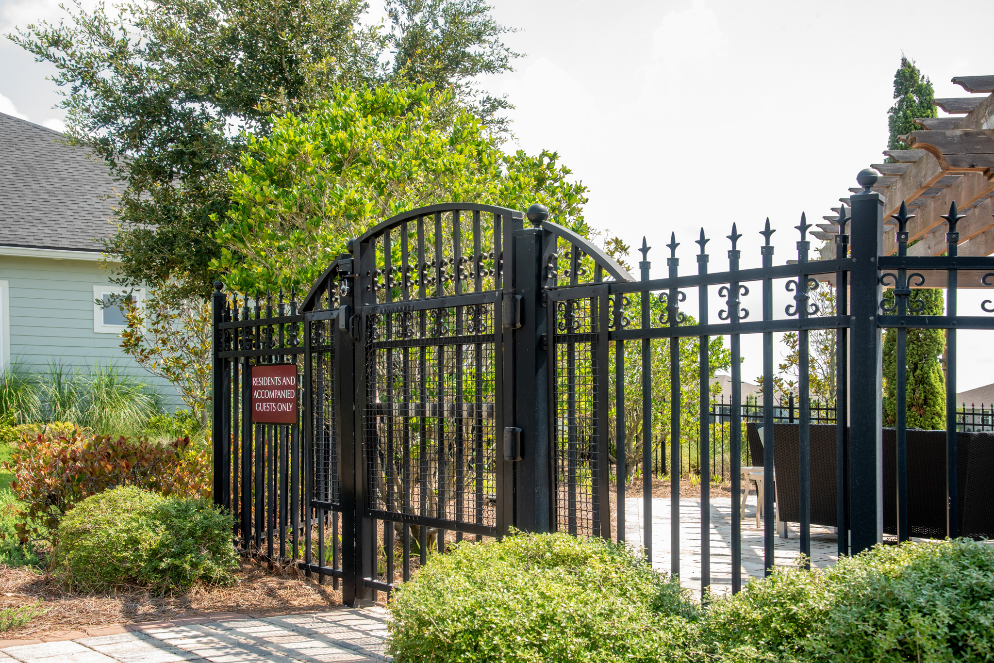 Aluminum Gates - Country Estate Fence | Aluminum Estate Gates