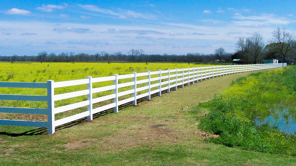 Behind the Supply: What Sets Country Estate Fence Products Apart
